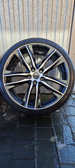Kola alufelgi 19 Pirelli 5x112 Seat Leon III Cupra FR Golf VII S3 A3