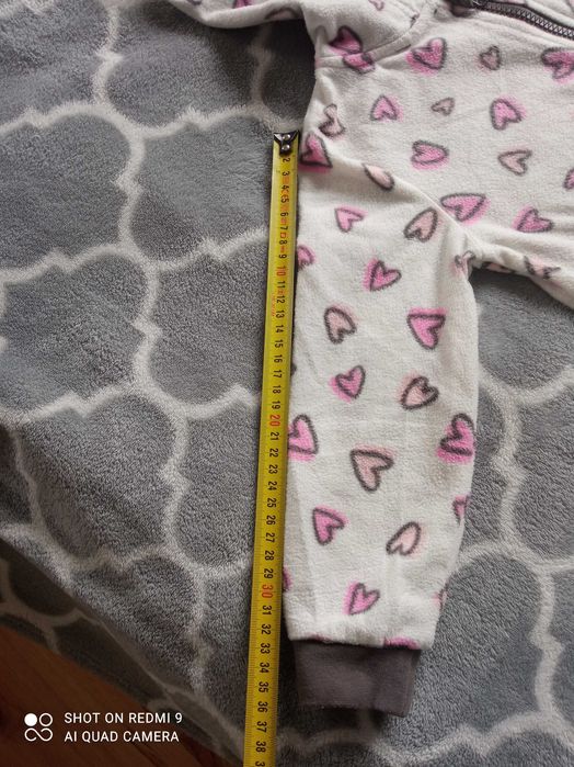 Polarowy pajacyk ciepła piżamka 98 104 kombinezon kigurumi do spania