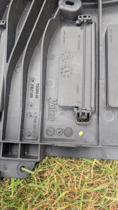 Obudowa wentylatora chłodnicy FS2198 T85047B  KADJAR QASHQAI Nowy Oryg