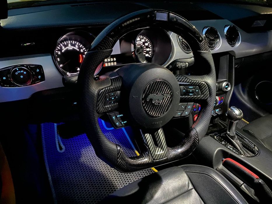 Яскравий Ford Mustang 2015 автомат 2.3 ecoboost turbo