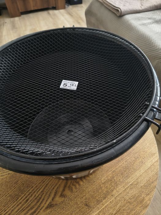 Wiadro zanętowe 18 l z przykrywką