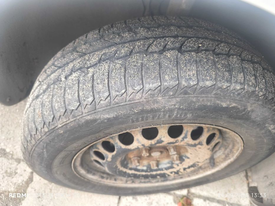 Volkswagen Caddy 1,6 tdi klima