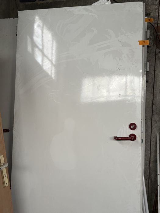 Dzrzwi, Brama PPOŻ z ościeżnicą