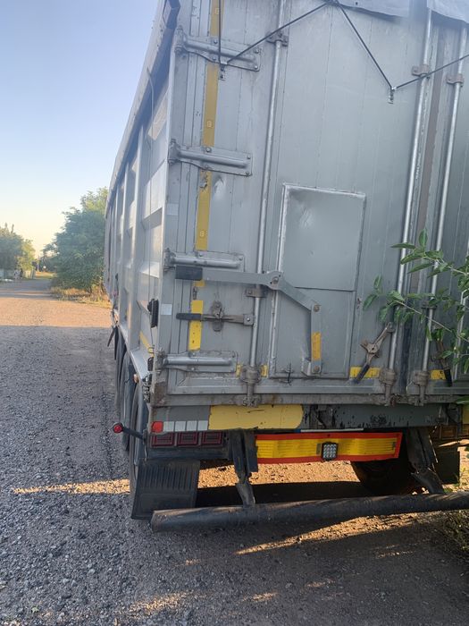 Полуприцеп самосвал зерновоз Bodex.