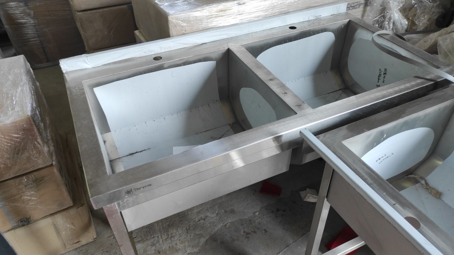 Продам Стіл-мийка з ванною Tehma 1200x600x850 мм нержавіюча сталь