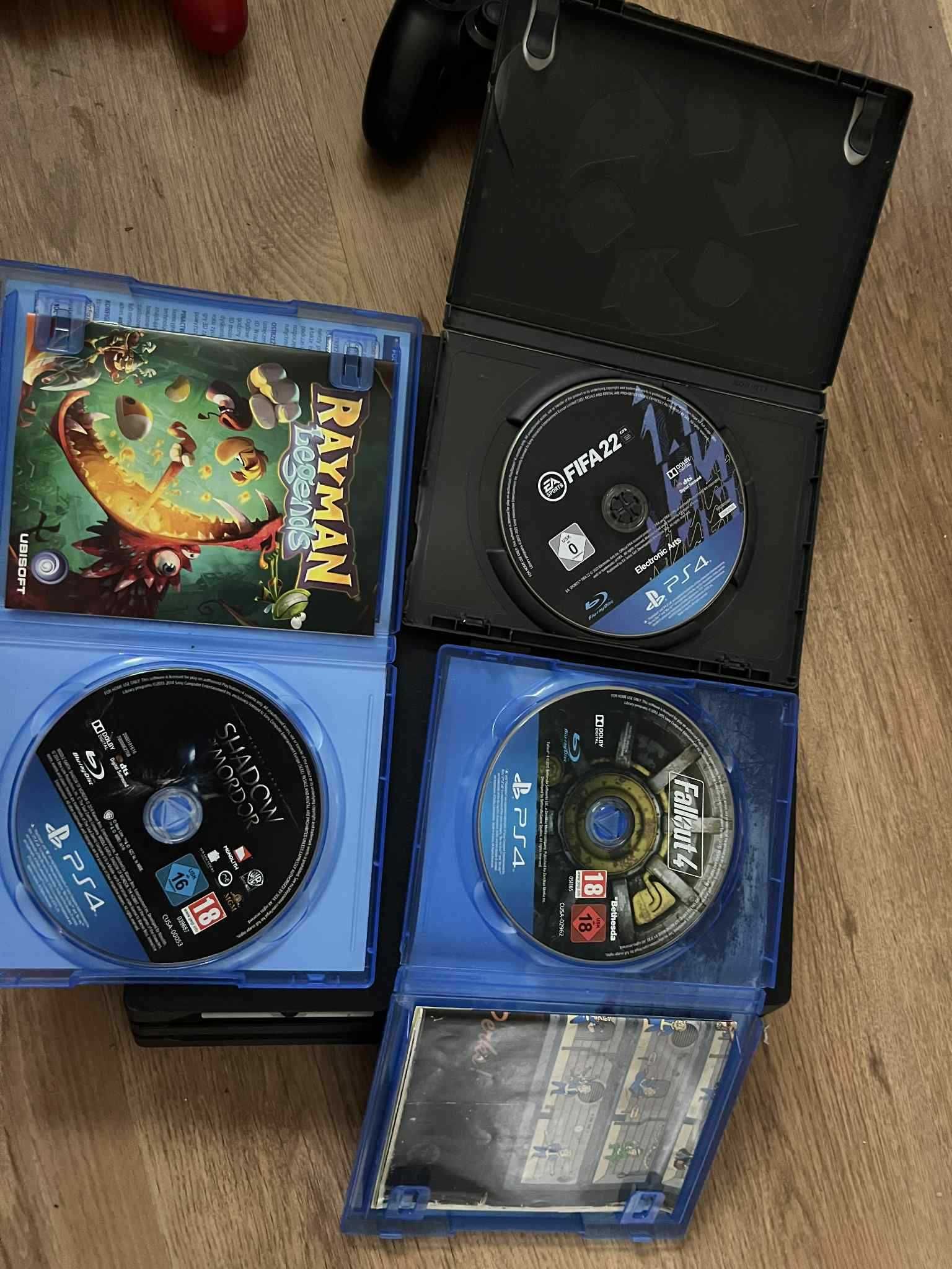 PS4 pro bardzo dobryu stan