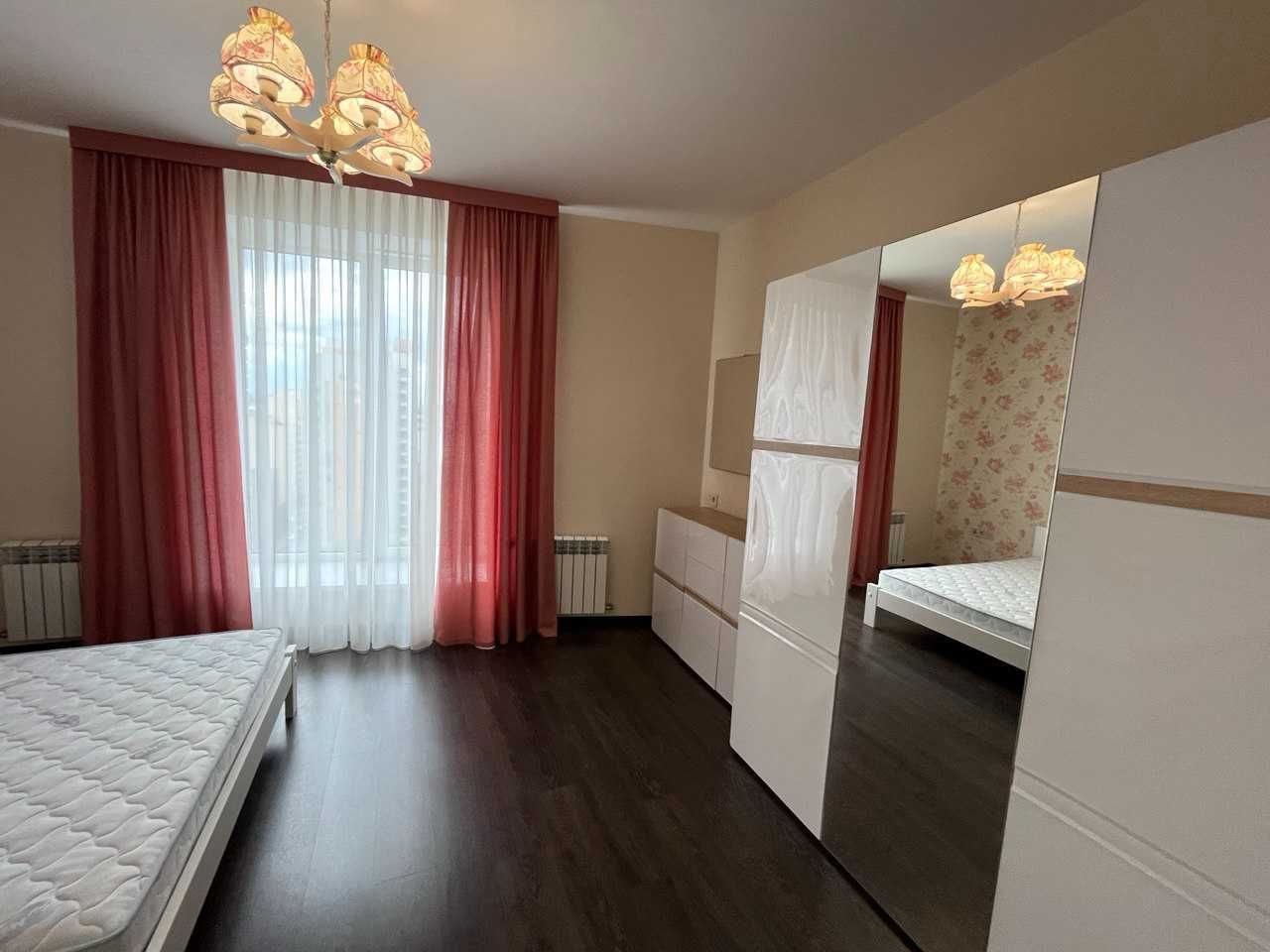 Сдам 2-комн в новострое в центре (Литейная)