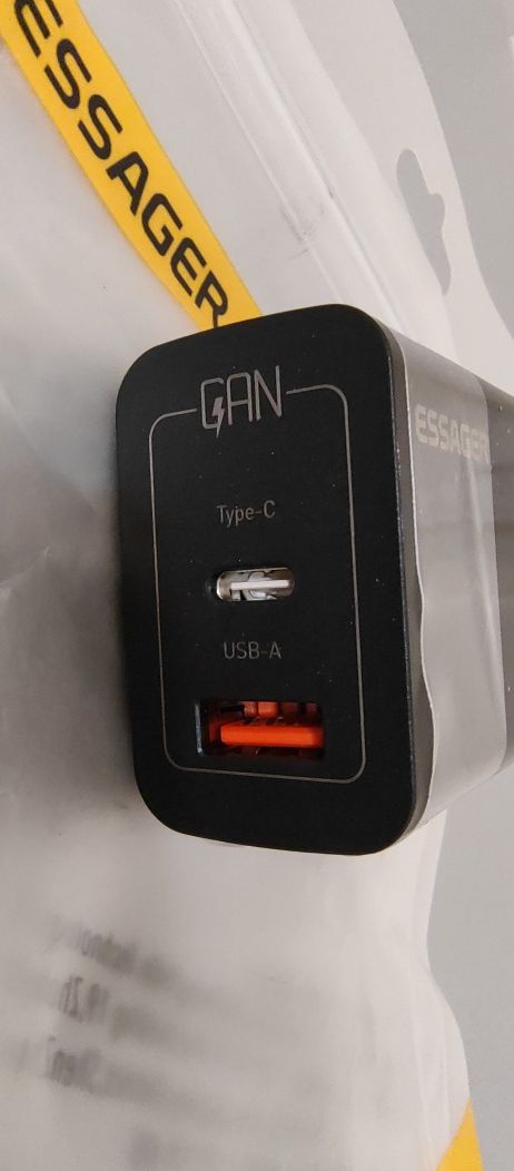 Зарядний пристрій 33W Essager Type-C /USB-A