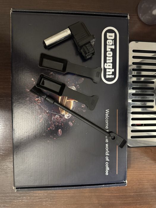 Delonghi Eletta Explore ECAM 450.86.T