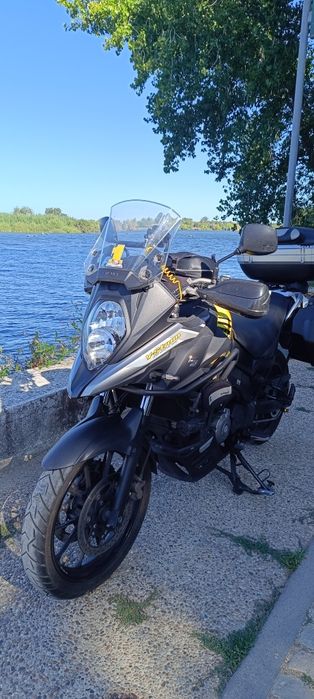 Suzuki V-Strom 650