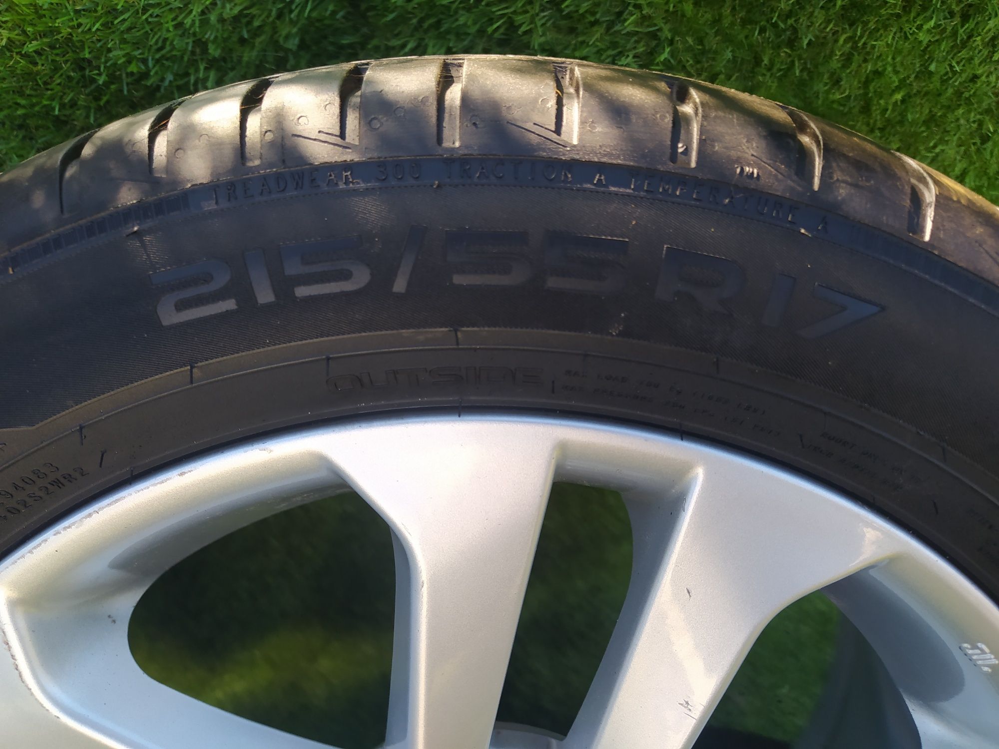 Felgi koła Nissan Juke l 215/55 R17 Lato