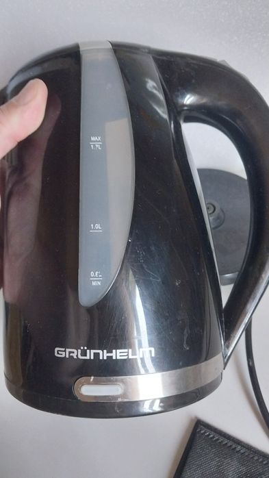 Продам чайник  Grunhelm 1.7 литра