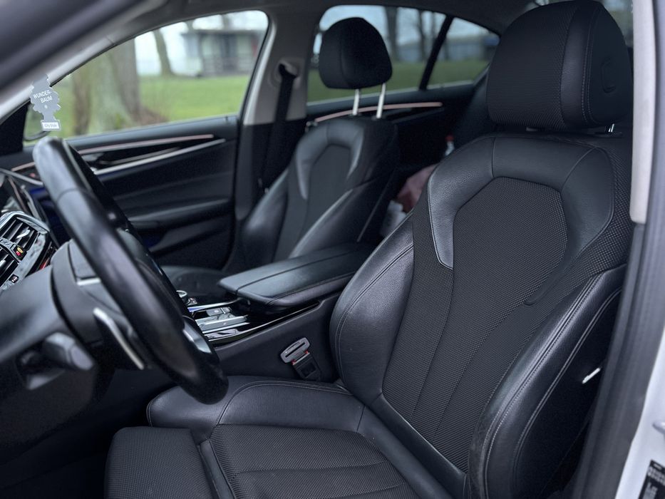 BMW seria 5 sport line