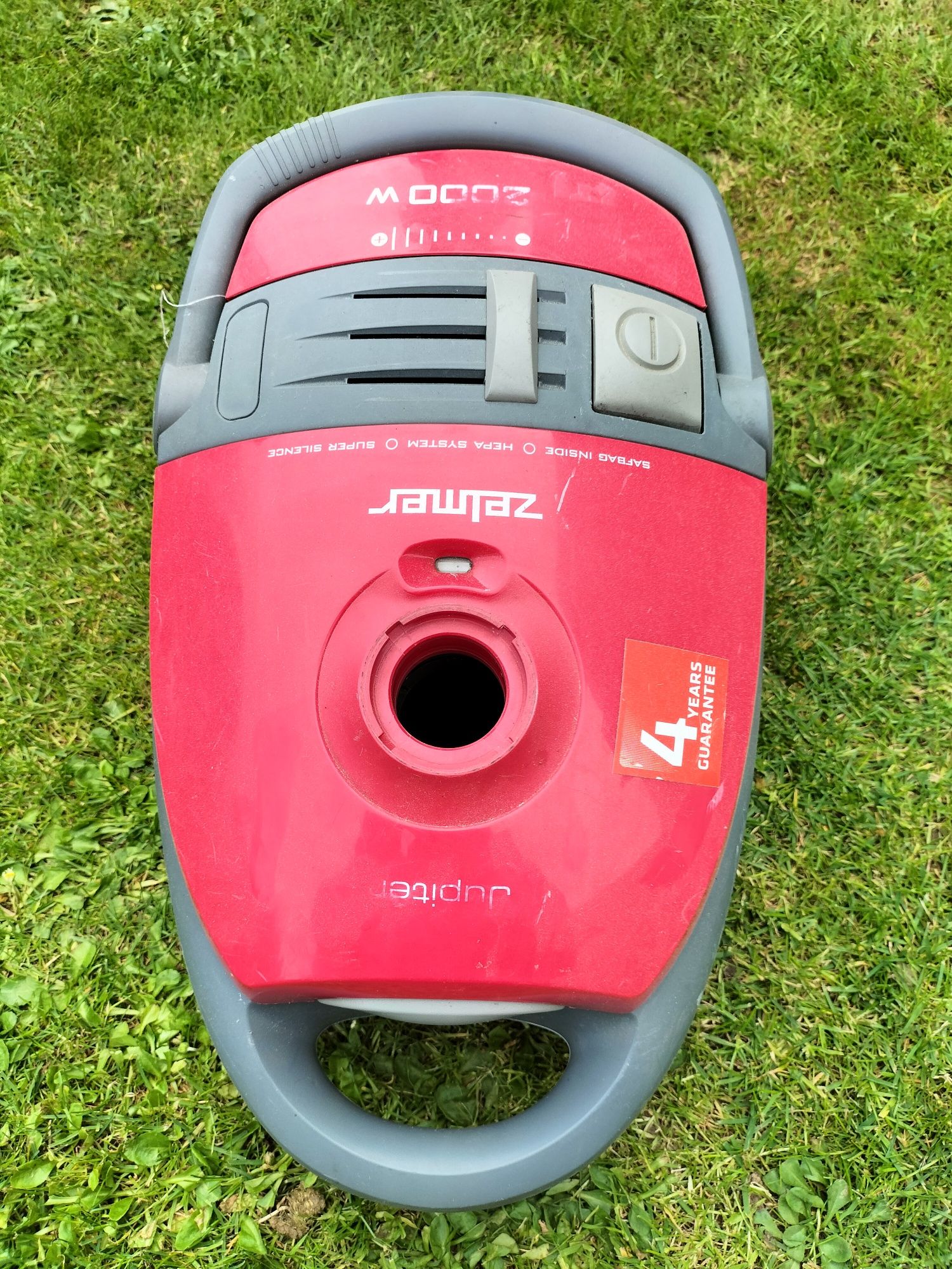 Odkurzacz Zelmer Jupiter czerwony z szczotką 2000W