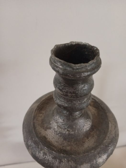 Candelabro em estanho