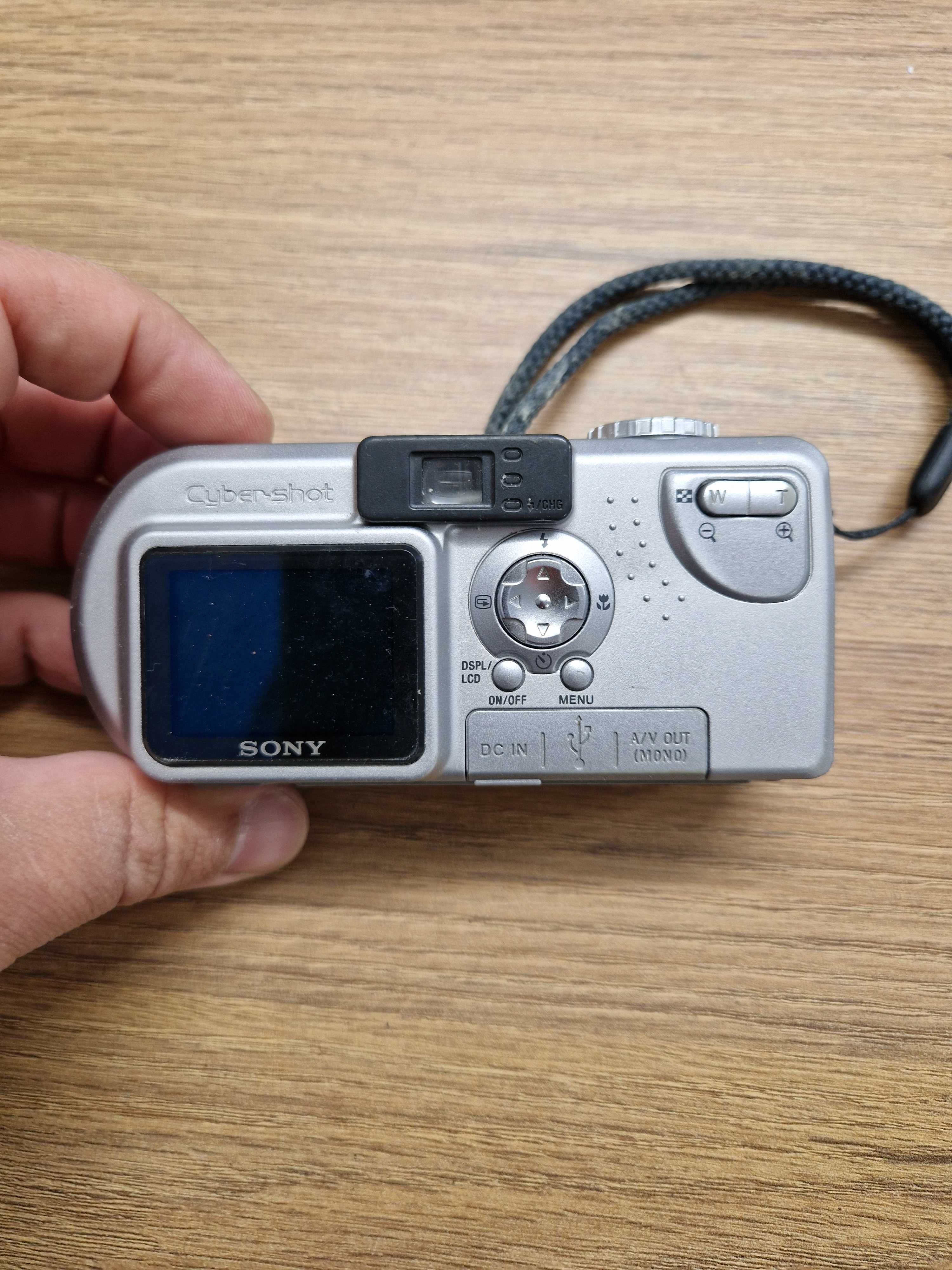 Aparat Sony DSC P9