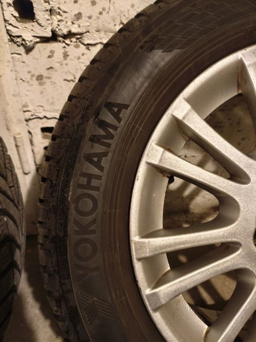 Felgi aluminiowe 15' 4x114,3 15 ET44 Volvo opony zimowe 195/60r15