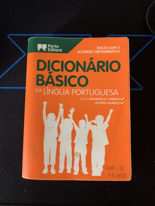 Dicionário Básico da Língua Portuguesa c acordo ortográfico