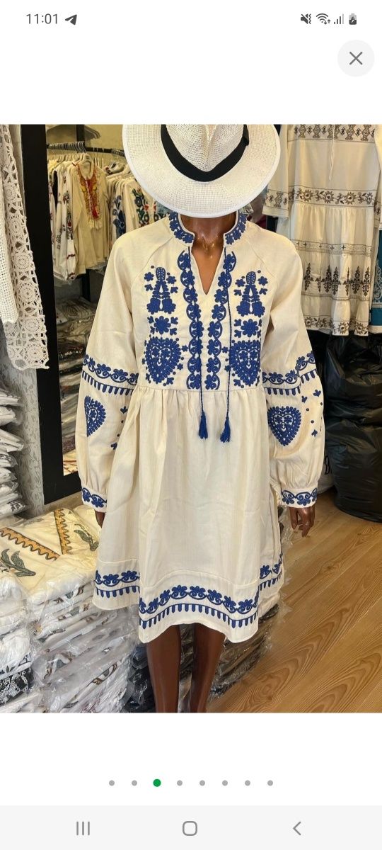Вишите  жіноче плаття