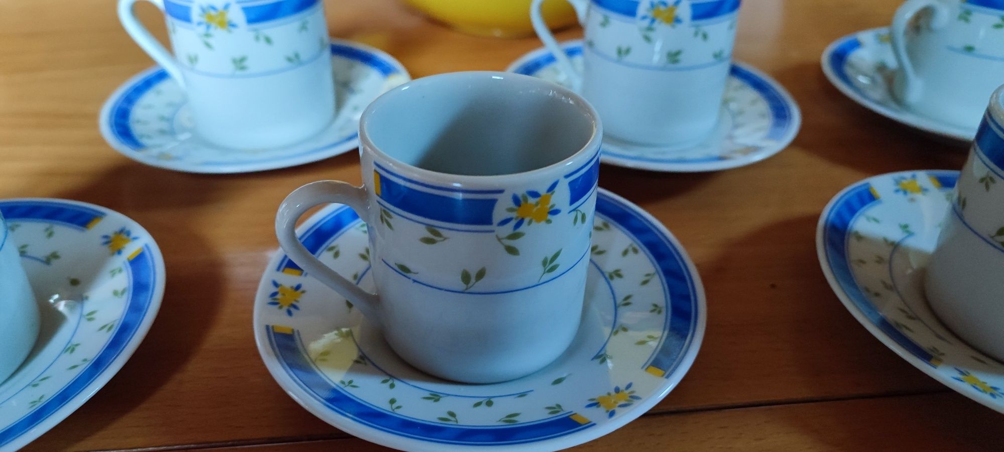 Serviço de café de porcelana