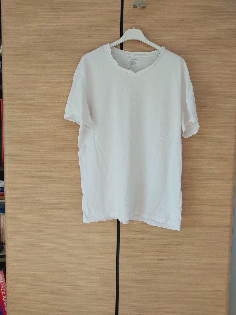 Biały T-shirt sinsay