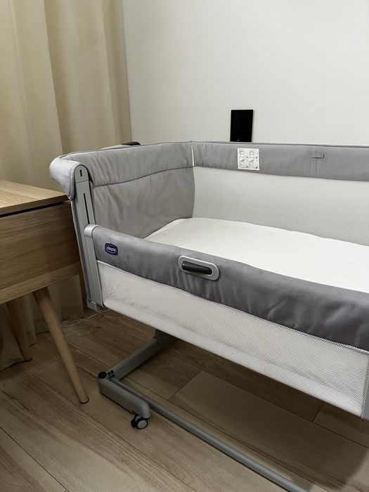 Lozeczko dostawne chicco next2me