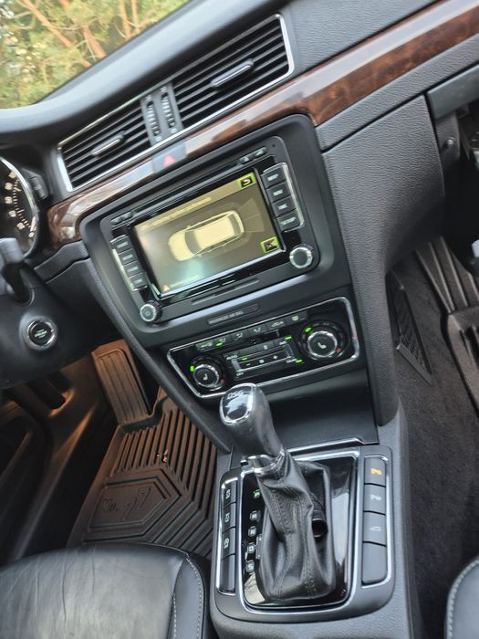 Skoda Superb Combi 2.0 TDI DSG Exclusive