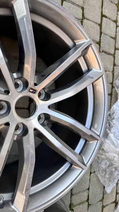 Продам диски BMW оригінал в наявності 1 диск   r18*8