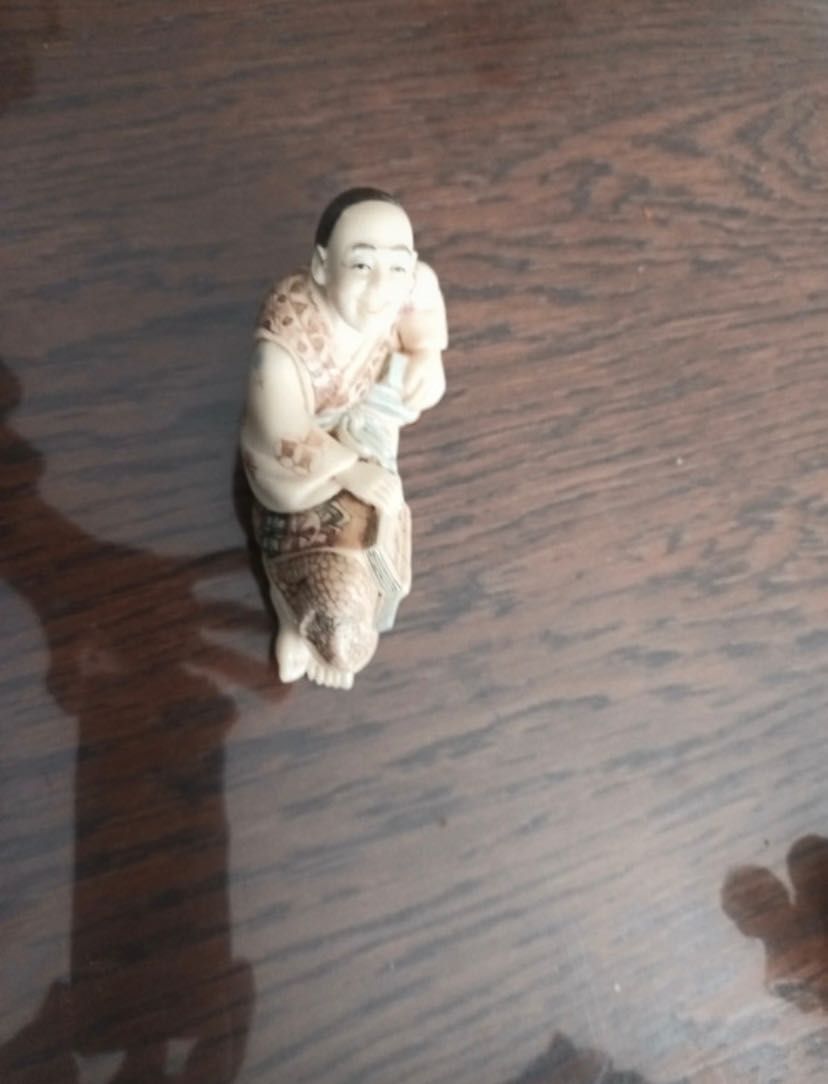 Conjunto Figuras de Netsuke japonês - Samurai e criança
