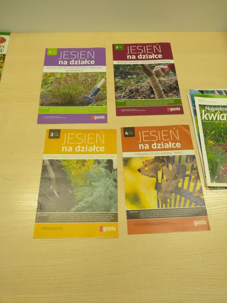 Poradniki ogrodnicze itp (dodatki do gazet)
