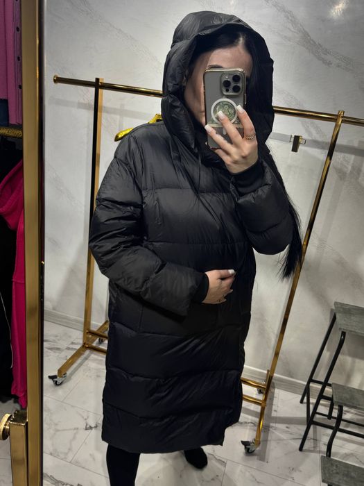 Пуховик жіночий демі