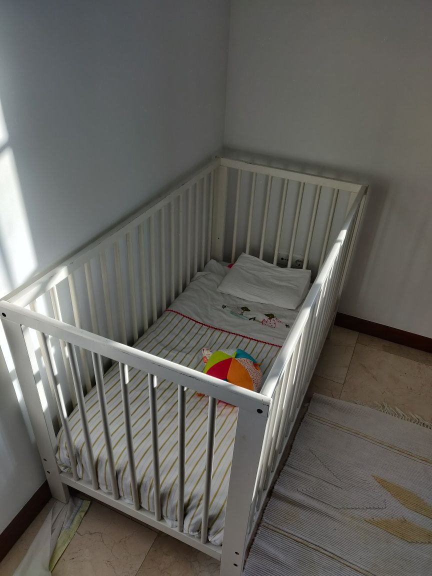 Cama bebé/berço com colchão 120*60