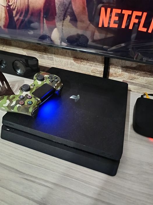 Ps4 Slim 1tb com comando