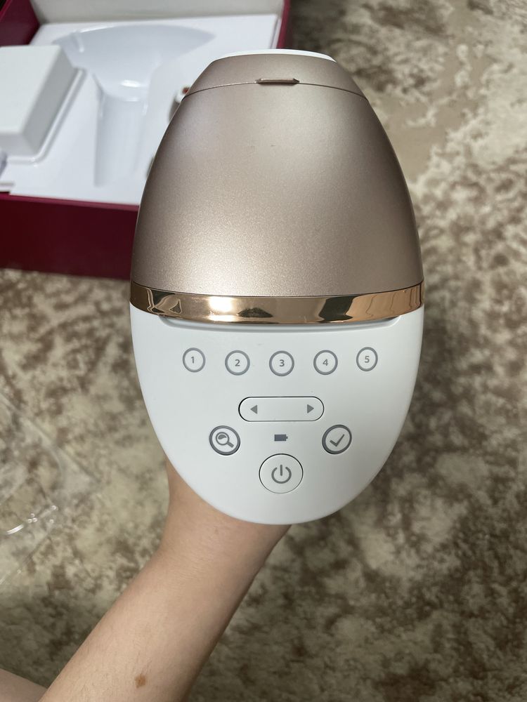 Фотоепілятор PHILIPS Lumea