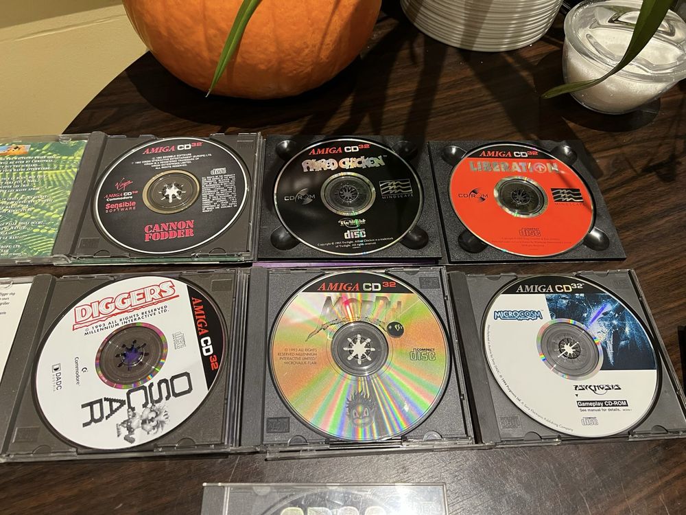Amiga Vampire 4, CD32, A1200, A500, A600 commodore