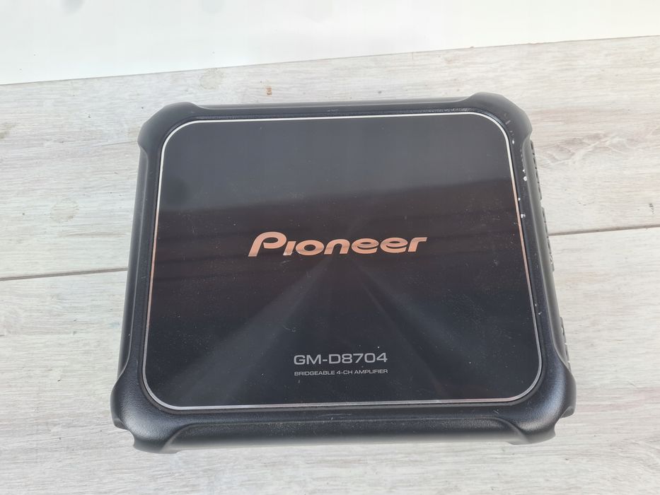 Wzmacniacz samochodowy 4-kanałowy Pioneer GM-D8704