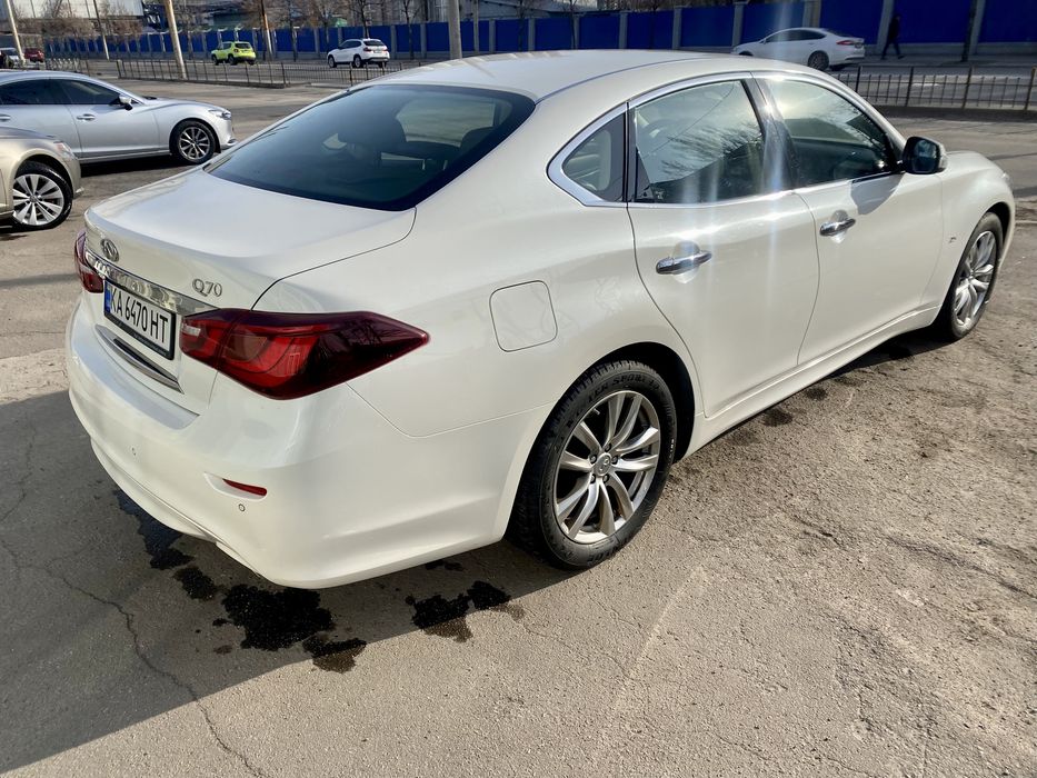Infinity Q70, 2016. Перший власник