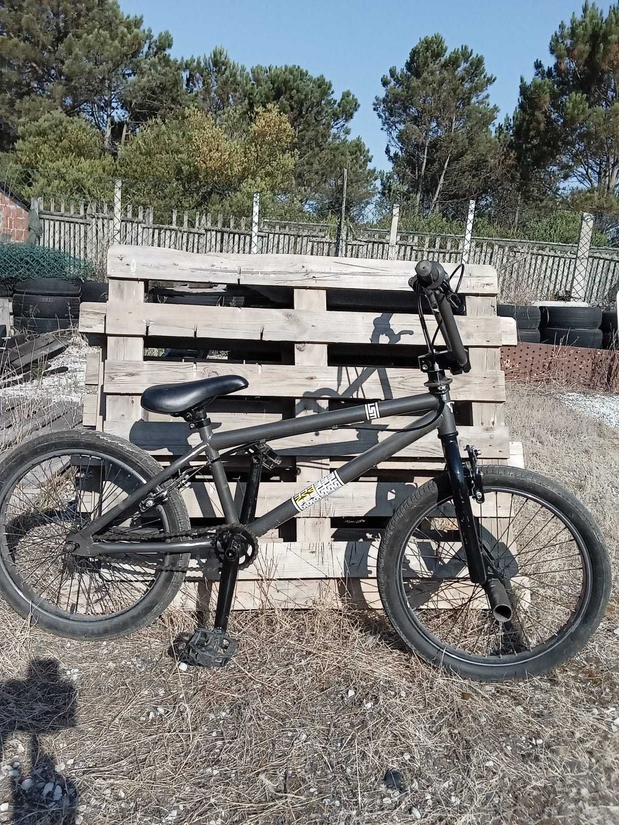 Bicicleta BMX para venda