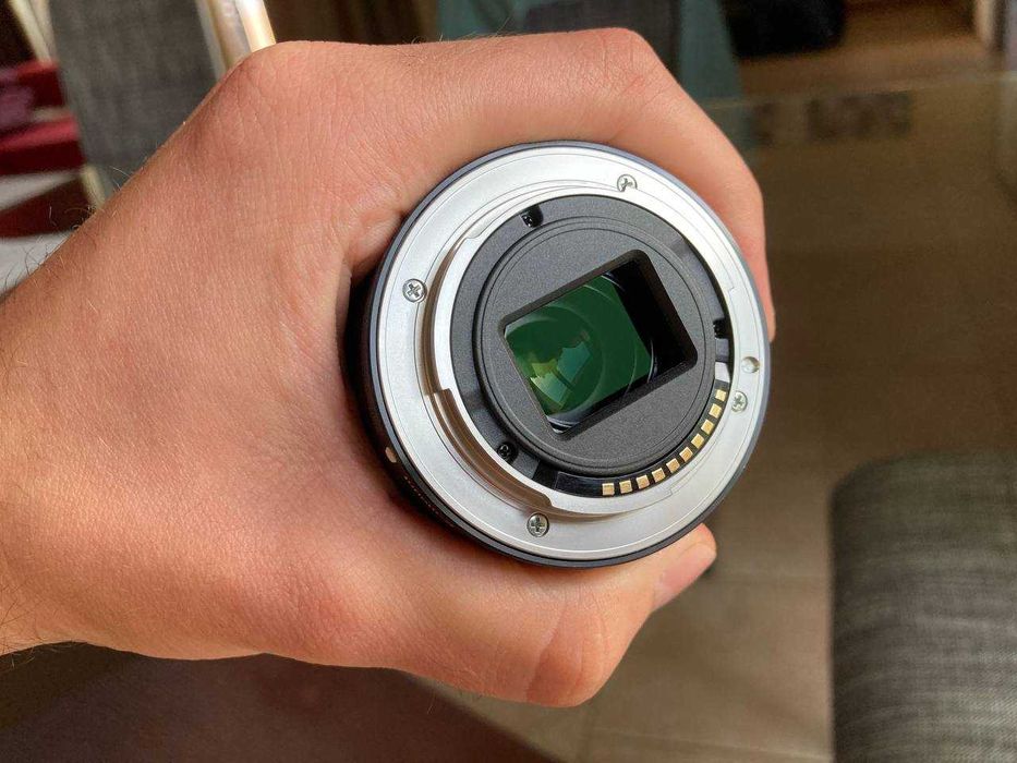 Sony E 55-210mm F4.5-6.3 OSS Lens