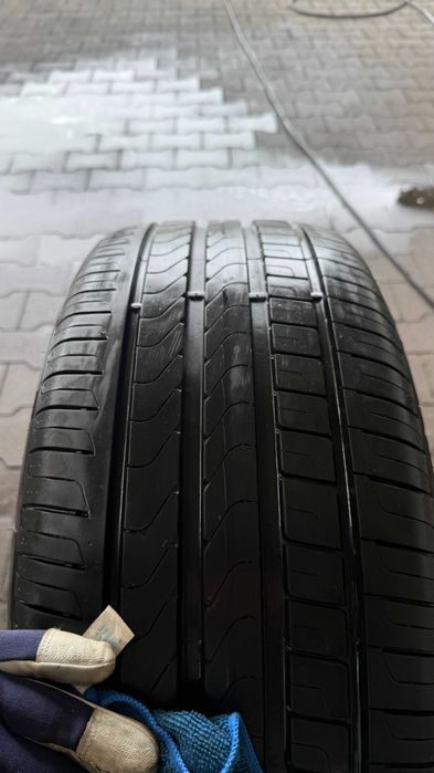 Pirelli Scorpion Verde AO  255/45 20  lato