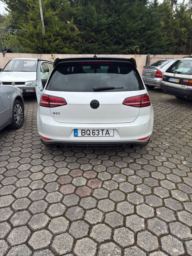 Volkswagen Golf GTI 7 DSG