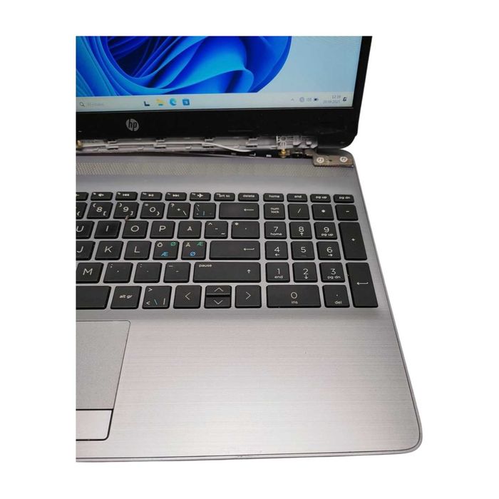 LAPTOP | HP 255 G8 | Ryzen 5 3500U | 15,6" FHD | 8GB | 256SSD | Win11