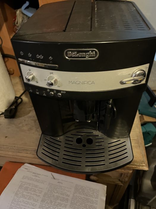 Ekspres do kawy Delongi Magnifika