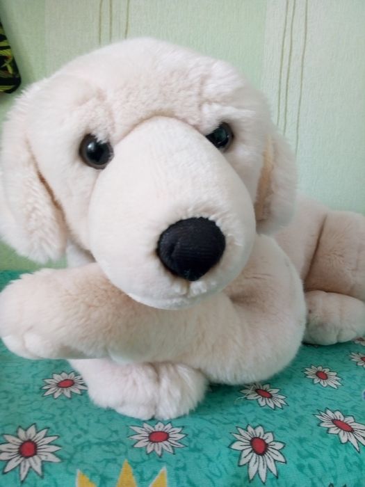 Іграшки м'які. Собачка, сурікат, заяць і маленькі ведмедики.