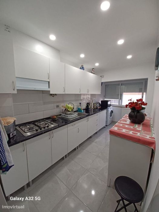Apartamento T2 remodelado a 10 minutos do Parque das Nações