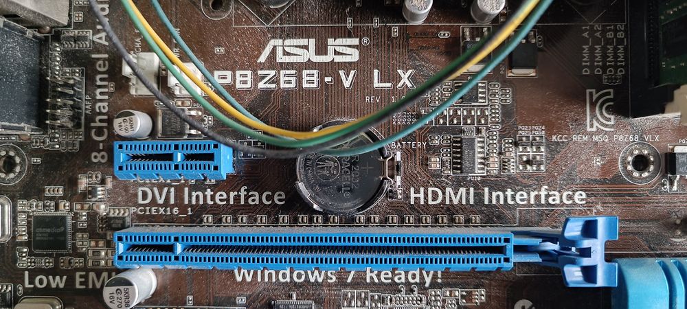 Материнська плата Asus P8Z68-V LX, s1155 + intel core 2500k 3.3МГц