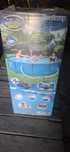 Basen ogrodowy stelażowy Bestway 305x76cm 56408 z pompą