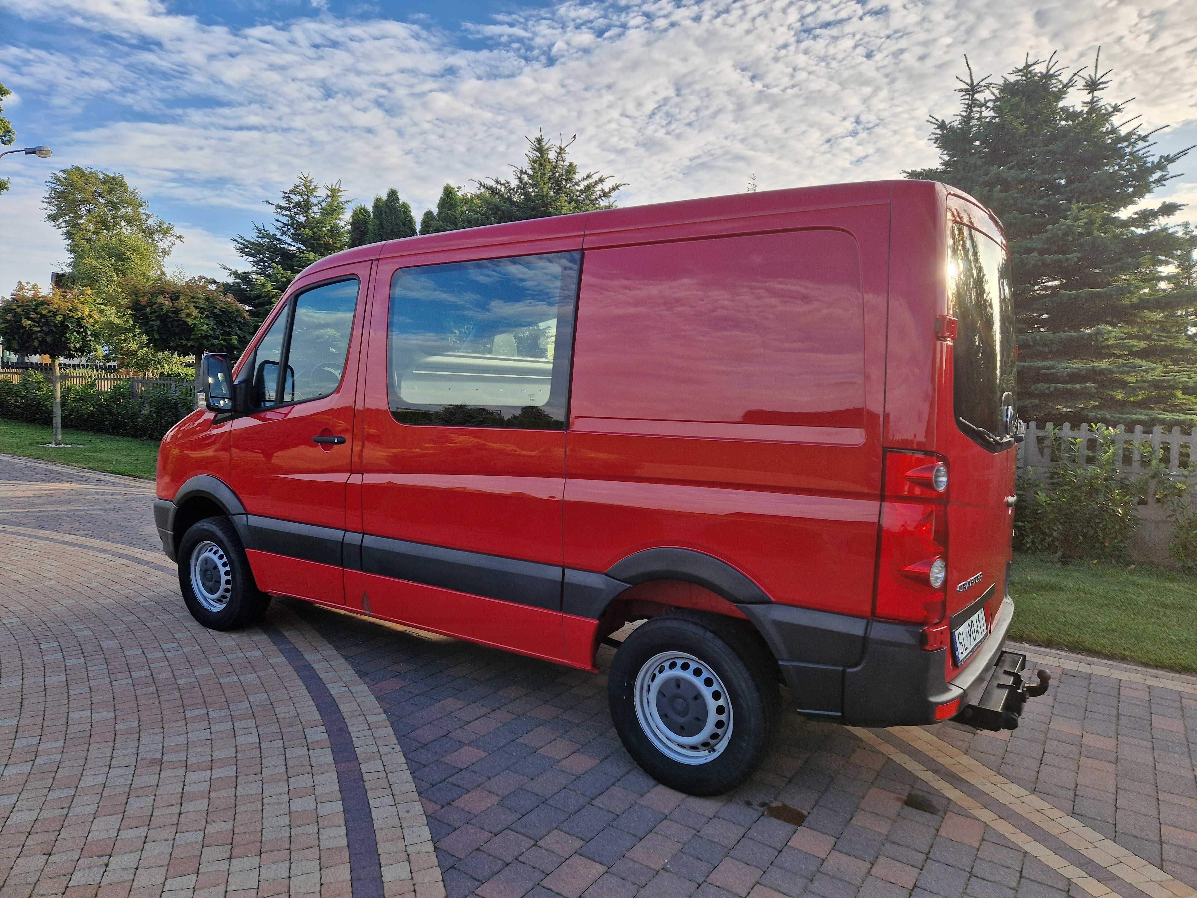 VW CRAFTER. Rok 2011. Faktura vat