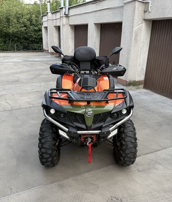 Quad CF Moto 600 EPS Pług Kufer Hak Wciągarka