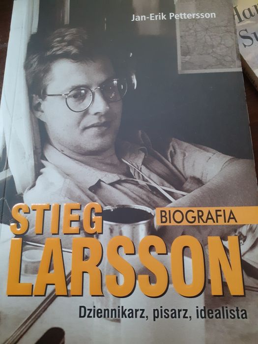 Stieg Larsson Biografia dziennikarz, pisarz, idealista MNP